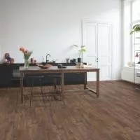 Кварцвиниловая плитка Quick-Step Alpha Vinyl Bloom AVMPU40199 Дуб осенний шоколадный, виниловый ламинат